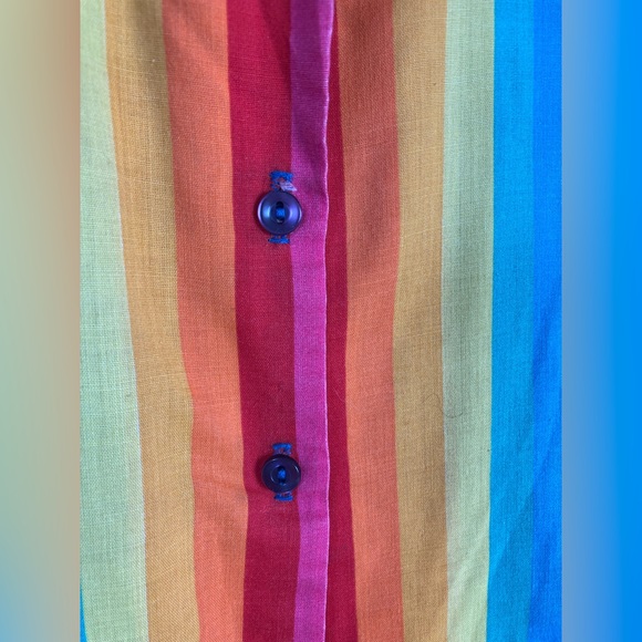Vintage Rainbow Cropped Button-up Top - Picture 5 of 7